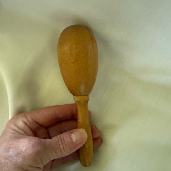 Vintage solid wood sock darner mending egg EUC
Can store needles in the egg - Picture 6 of 8